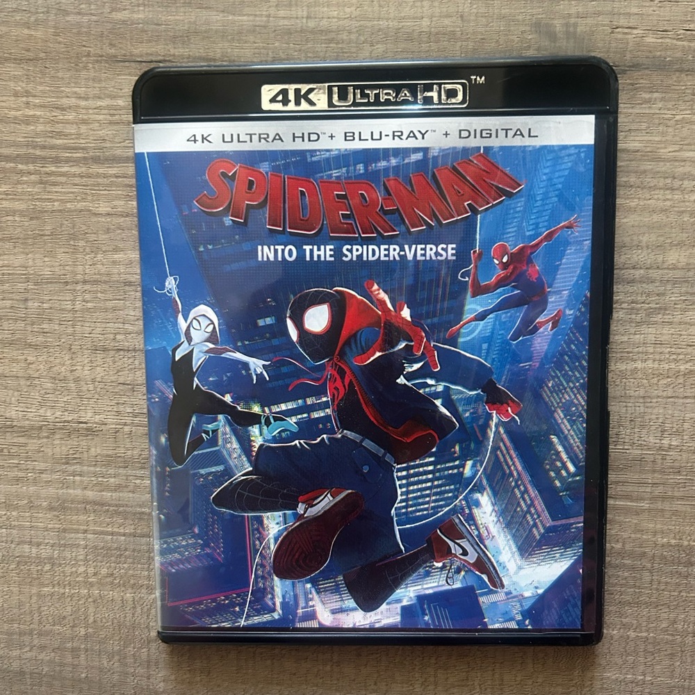 New Spiderman Into the Spiderverse
